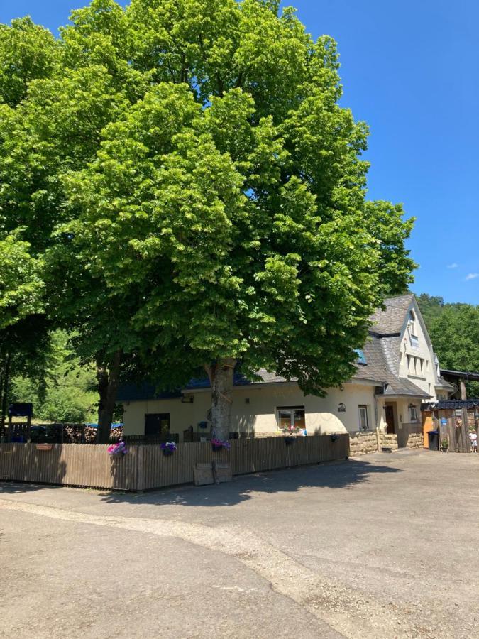 Bergs Bahnhof Apartment Ralingen ภายนอก รูปภาพ